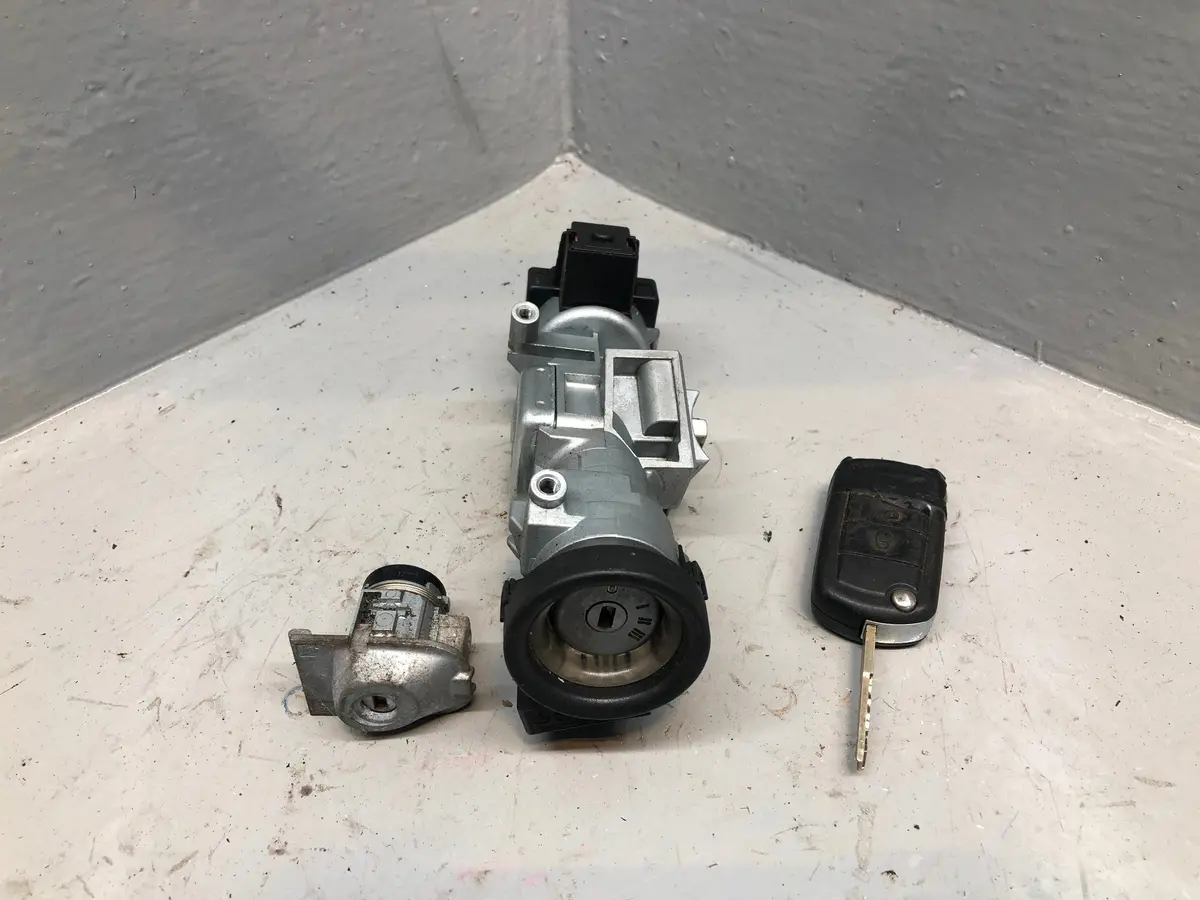 Discovery 3 Lock Set Ignition Barrel Lock With 1 X Key Fob Land Rover K05115 1
