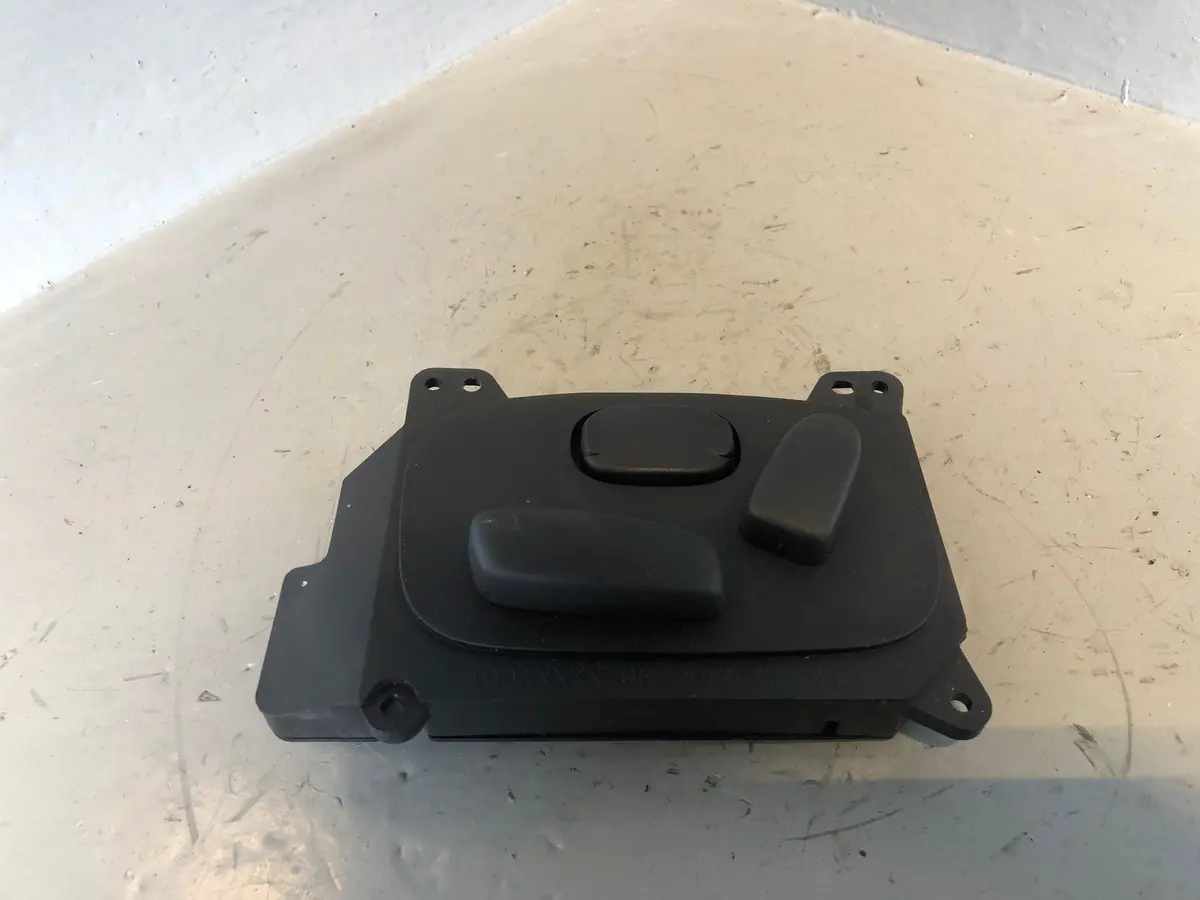 Range Rover Evoque Seat Adjust Switch Panel Near Side Front Bj32-14B566-Ca L538 1