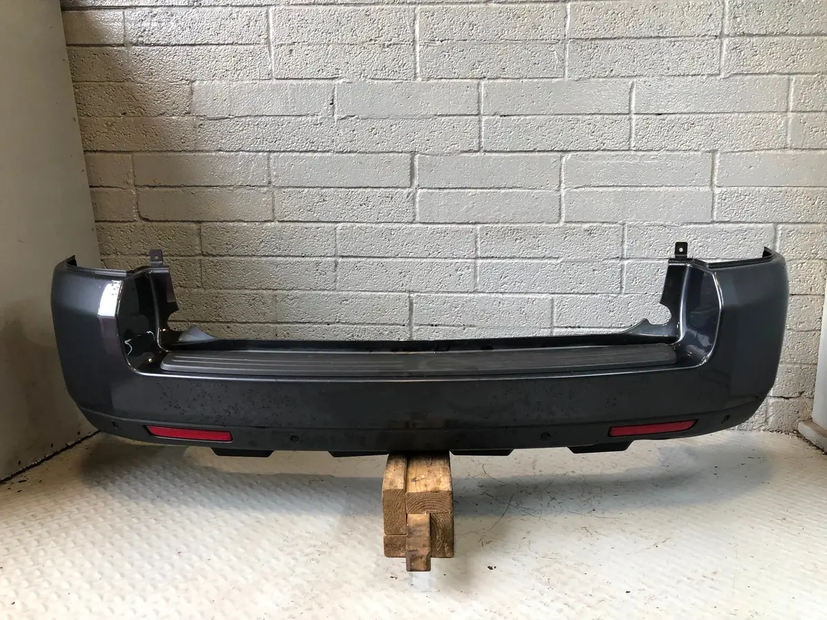 Freelander 2 Rear Bumper Lago Grey Land Rover 2006 To 2010 K07046 1
