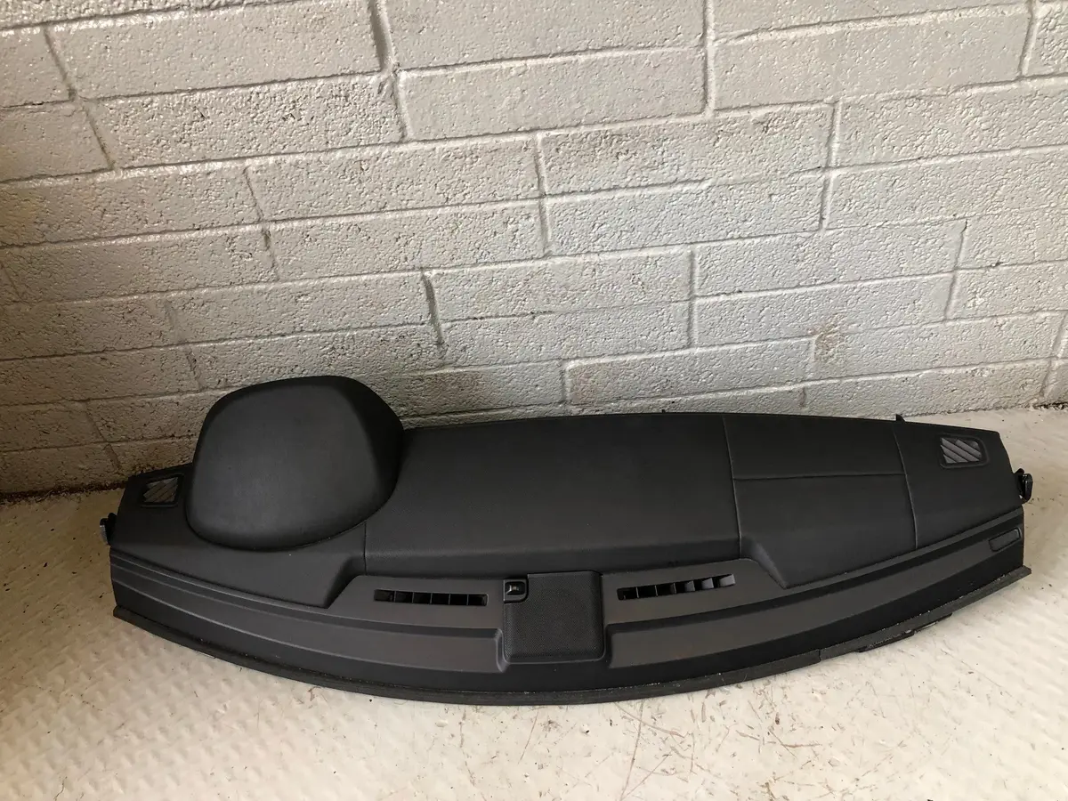 Discovery 4 Dashboard Black Sat Nav Land Rover 2009 To 2016 L10046 1