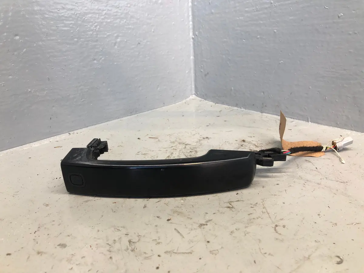 Range Rover Sport Door Handle Near Side Front External Keyless Santorini Black 1