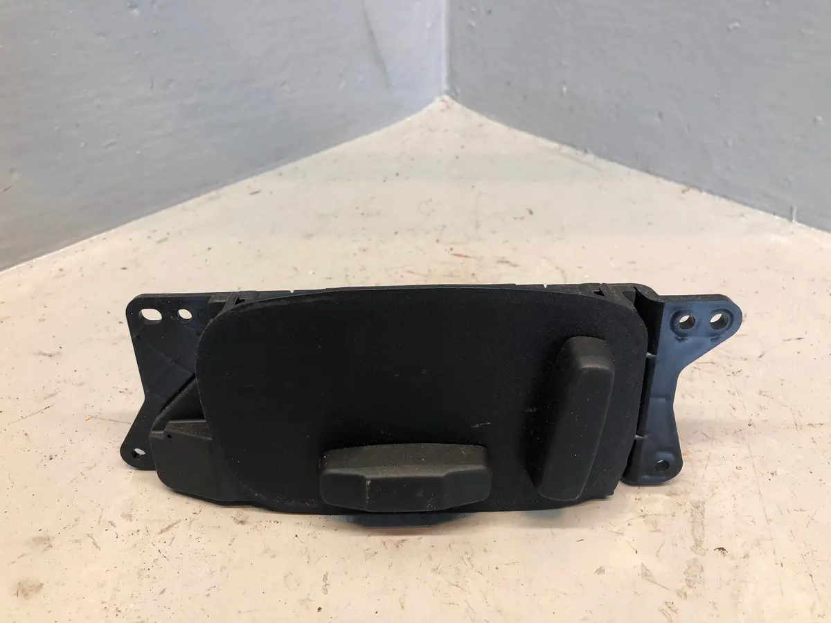 Range Rover Evoque Seat Adjust Switch Panel Near Side Front Gx73-14B566-Aa L538 1