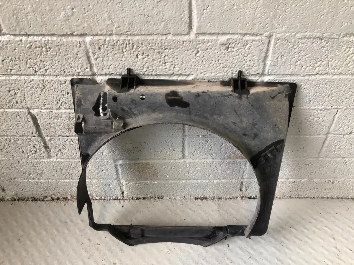 Range Rover P38 Fan Shroud Cowling Trim Esr3292 4.6 V8 Gems 1994 To 1998 1