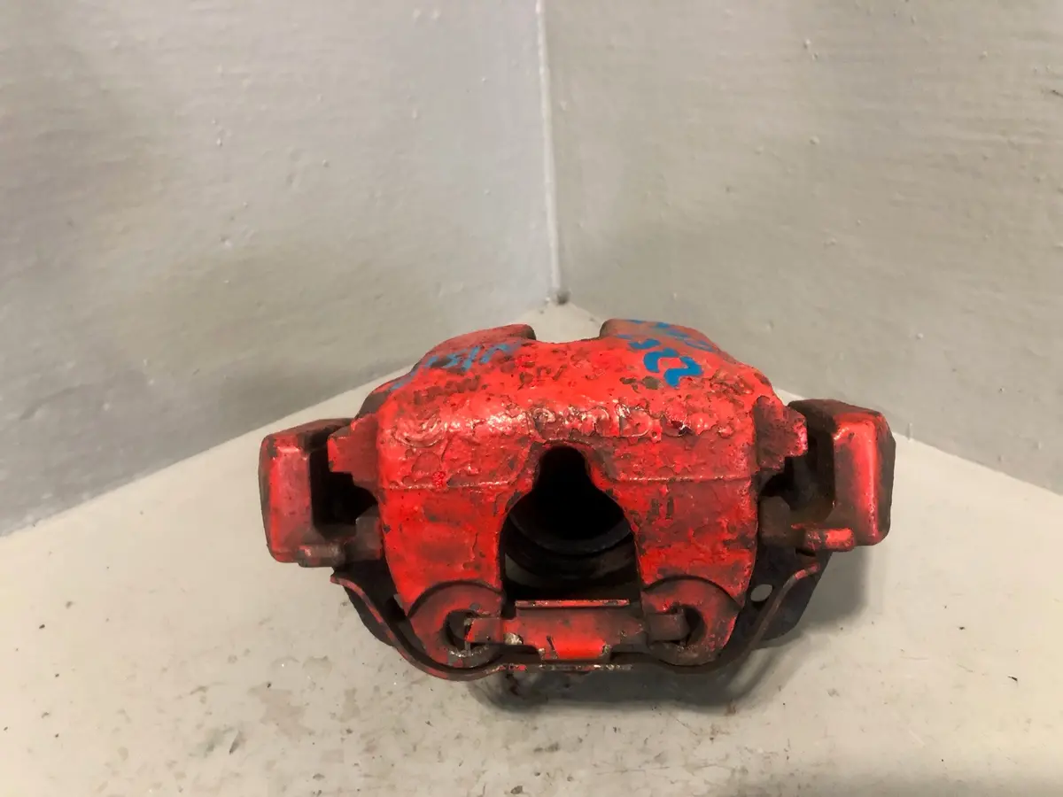Range Rover L322 Brake Caliper Near Side Front 4.4 V8 Or Td6 2002 To 2006 R31075 1