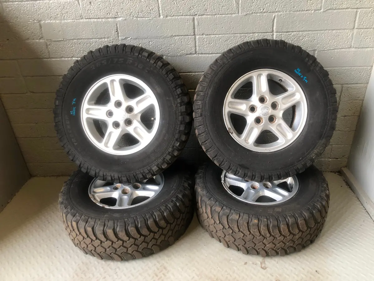 Discovery 2 Alloy Wheels With Tyres Set Of 4X 265/75R16 Land Rover L06085 1