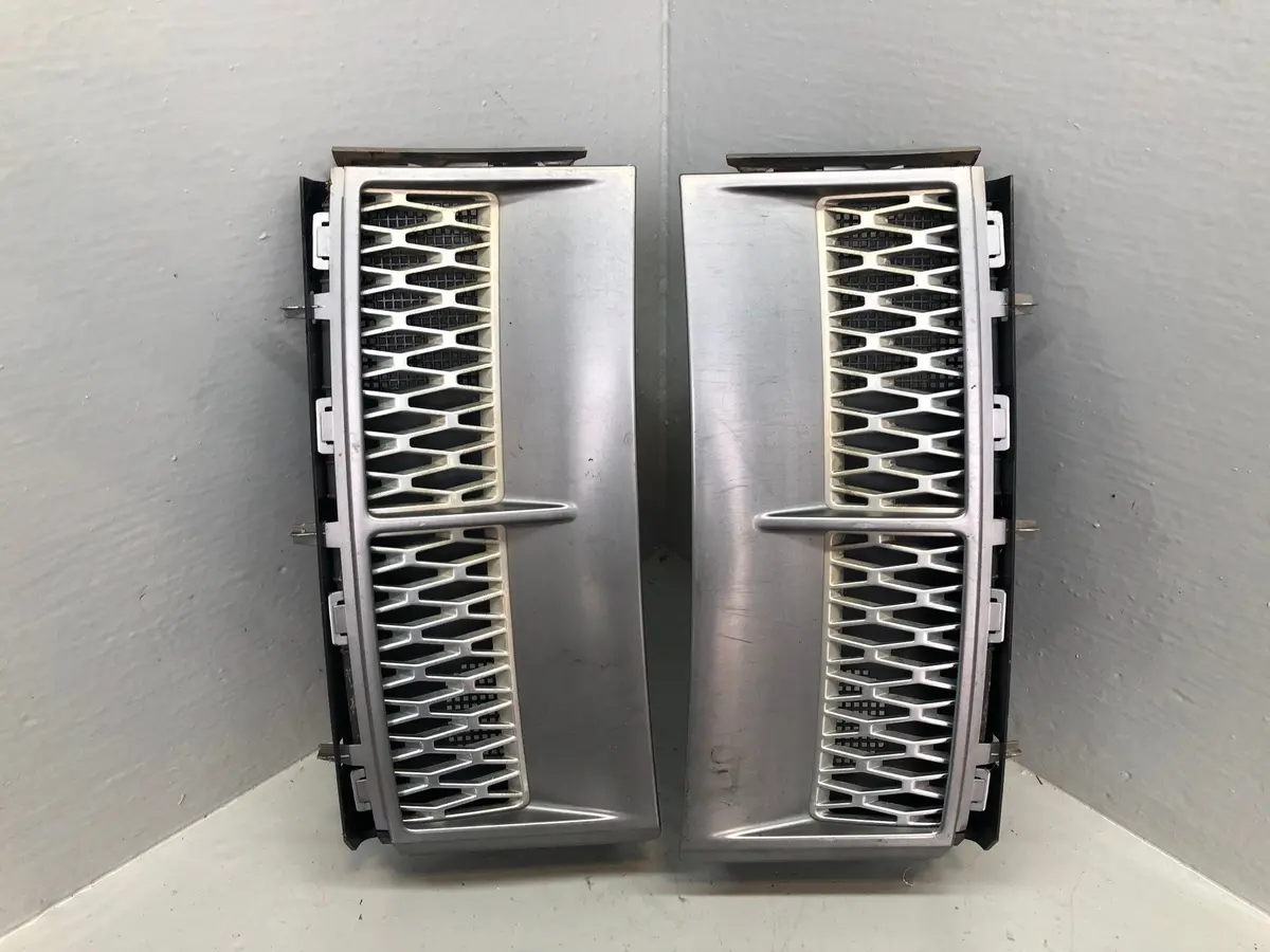 Range Rover L322 Wing Side Grilles Vents Supercharged 2002 To 2009 R08105 1