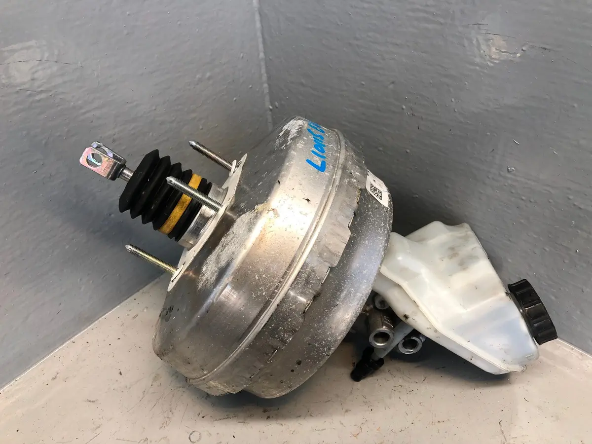 Range Rover Evoque Brake Servo And Master Cylinder Fk72-2B195-Bf Booster L538 1