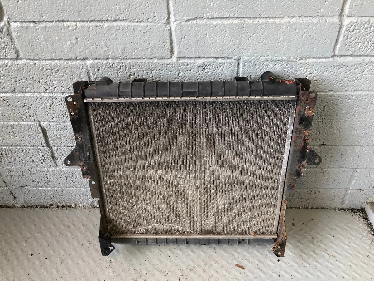 Range Rover P38 Radiator Main Engine Cooling 4.6 V8 Gems 1994 To 1998 1