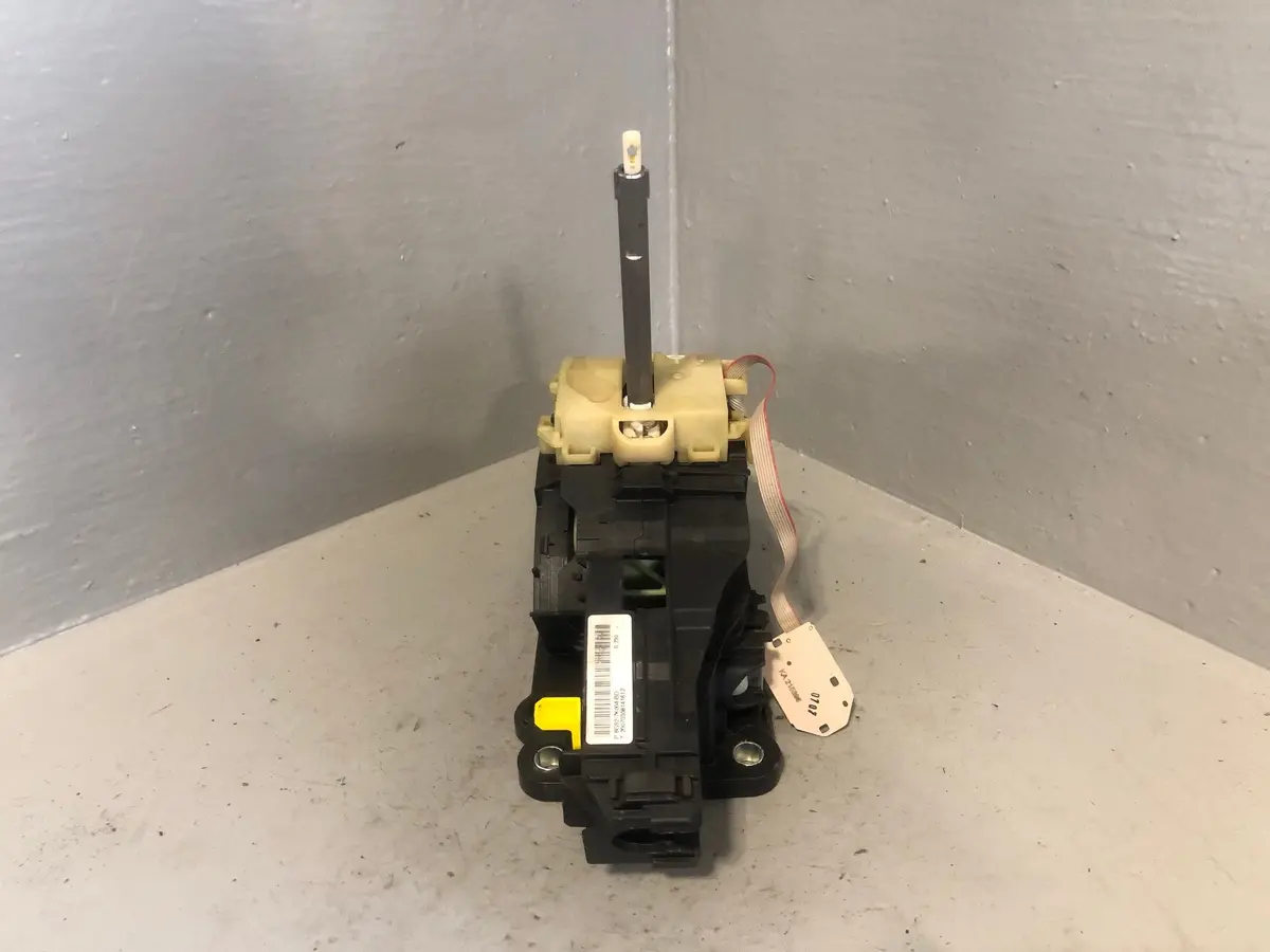 Freelander 2 Automatic Gear Selector 6G92-7K004-Bd Land Rover 2006 To 2011 1