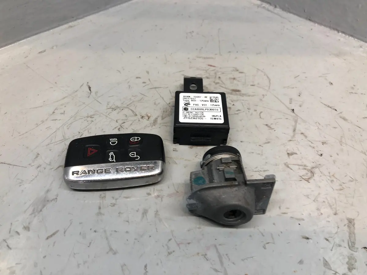 Range Rover Evoque Key Remote And Blade With Door Lock 2016 To 2018 L10115 1