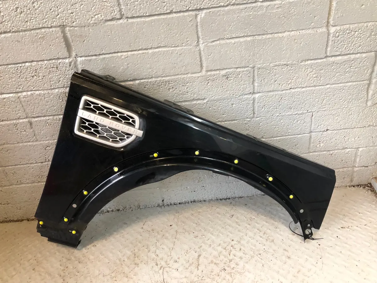 Discovery 4 Front Wing Off Side Santorini Black Lrc 820 2009 To 2016 L10046 1