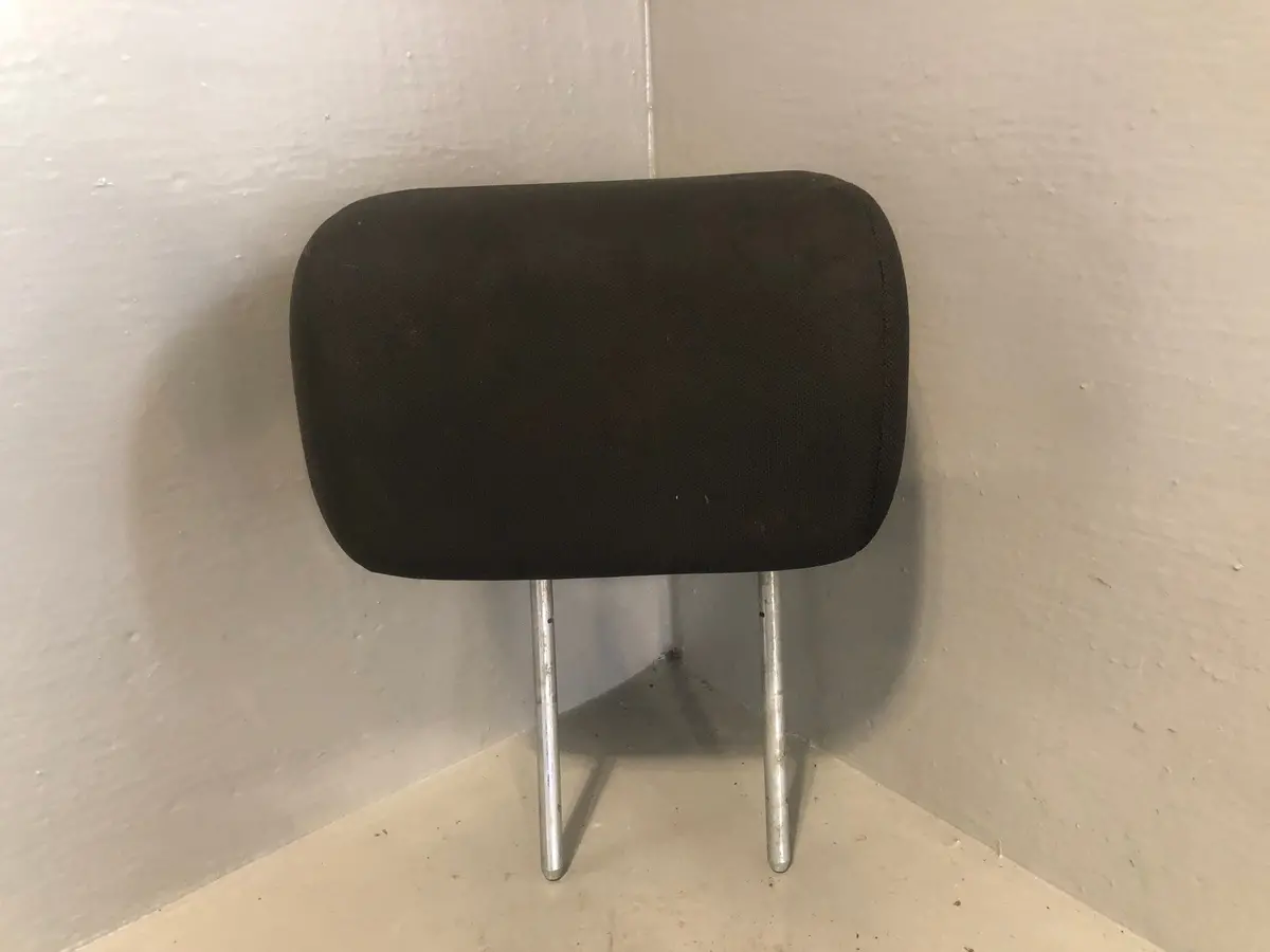 Freelander 2 Headrest Rear Off Side In Black Cloth Land Rover 2006 To 2011 1