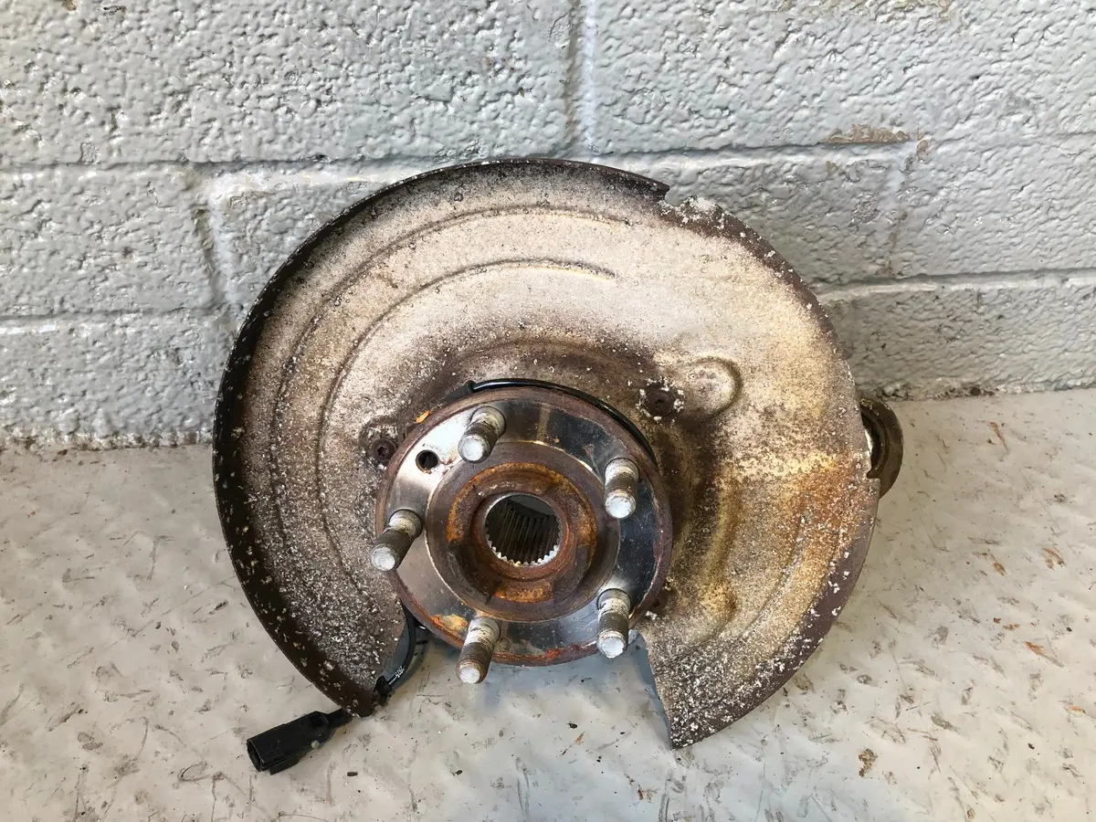 Range Rover Evoque Rear Hub Off Side Assembly Abs Sensor Shield L538 L10115 1