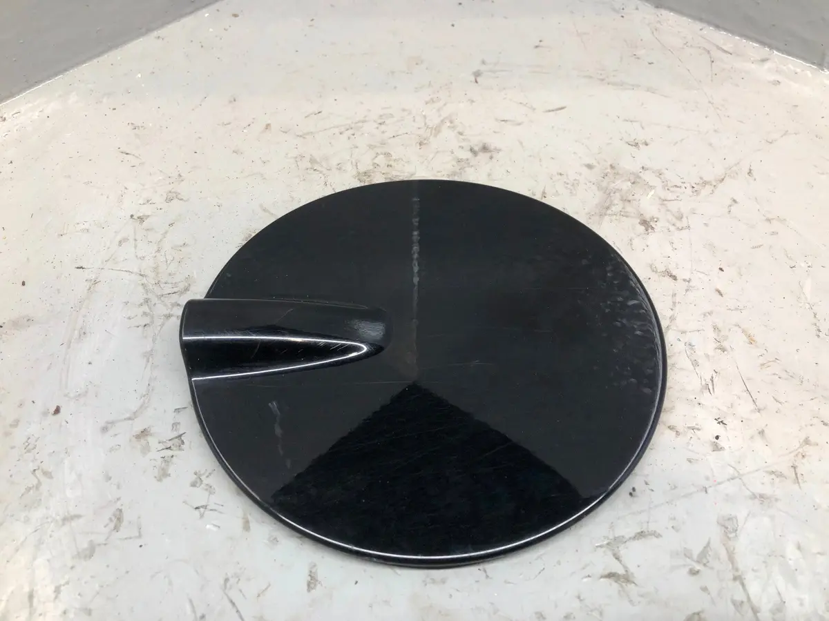 Freelander 2 Fuel Filler Flap Cover Narvik Black Land Rover 2006 To 2011 1