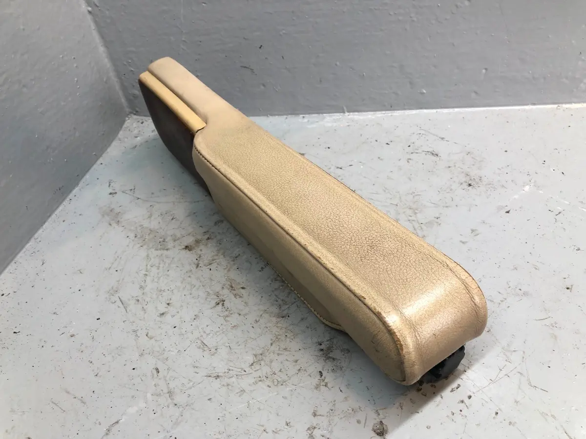 Range Rover P38 Passenger Seat Armrest Lightstone Beige Near Side 1994 To 2002 1