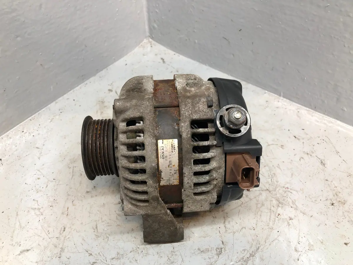 Range Rover Sport Alternator 3.6 Tdv8 L320 Yle500430 2006 To 2009 1