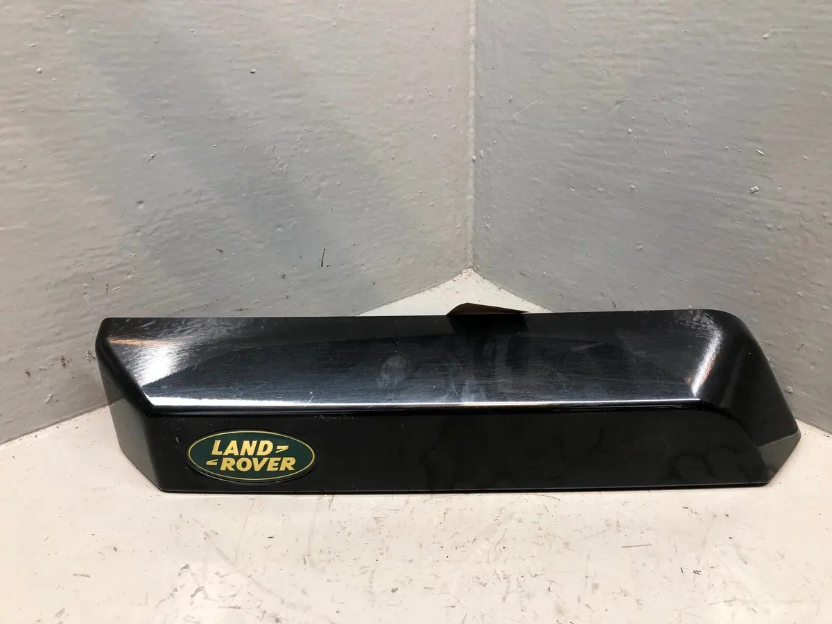 Discovery 4 Tailgate Handle Complete Switch Santorini Black Land Rover L12016 1