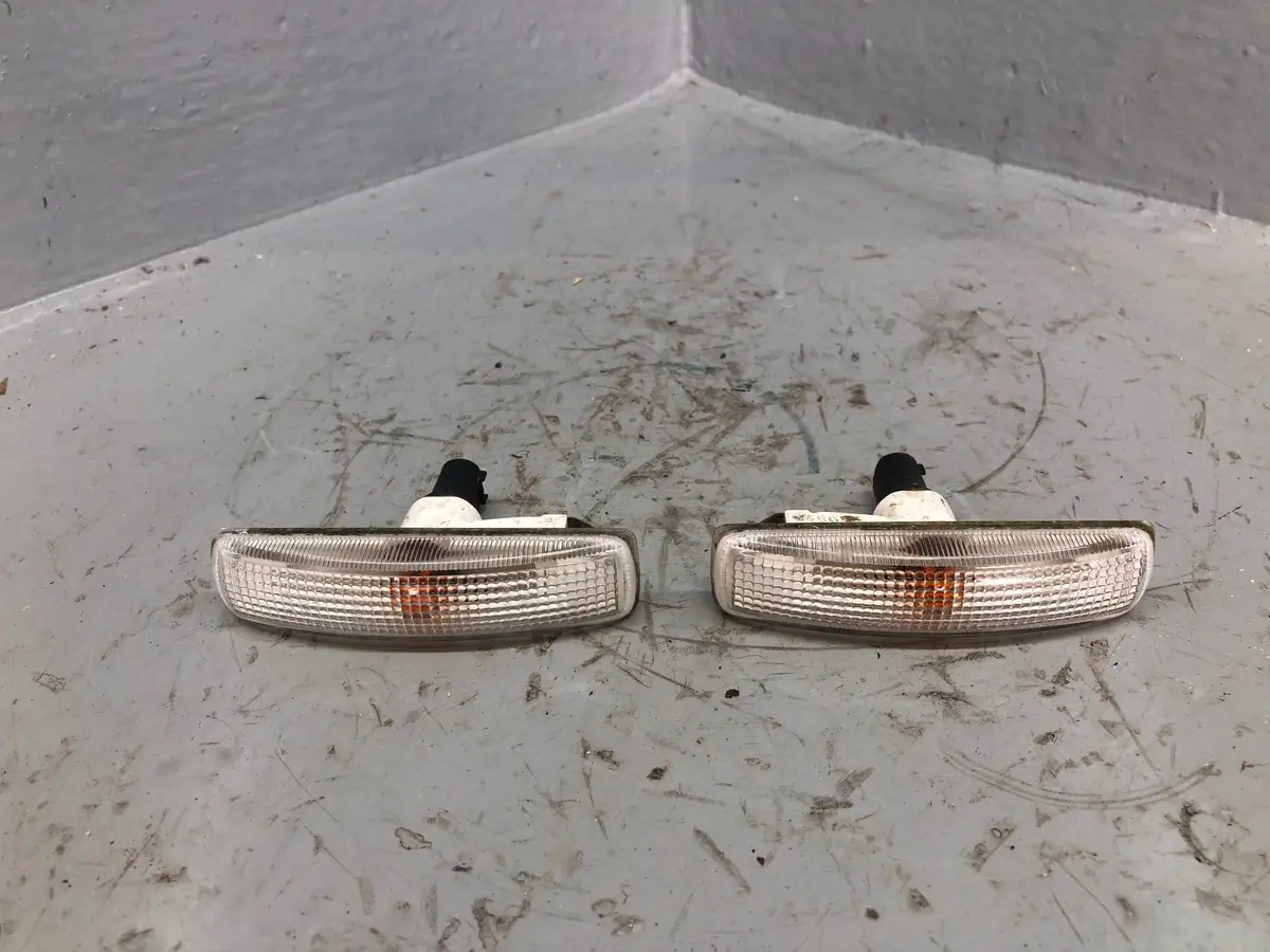 Range Rover Sport Indicator Side Repeaters For Wings Pair Clear 2005 To 2013 1