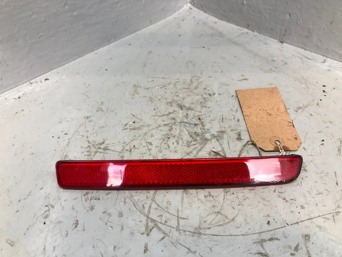 Range Rover Sport Rear Bumper Reflector Off Side Right L320 2009 To 2013 1