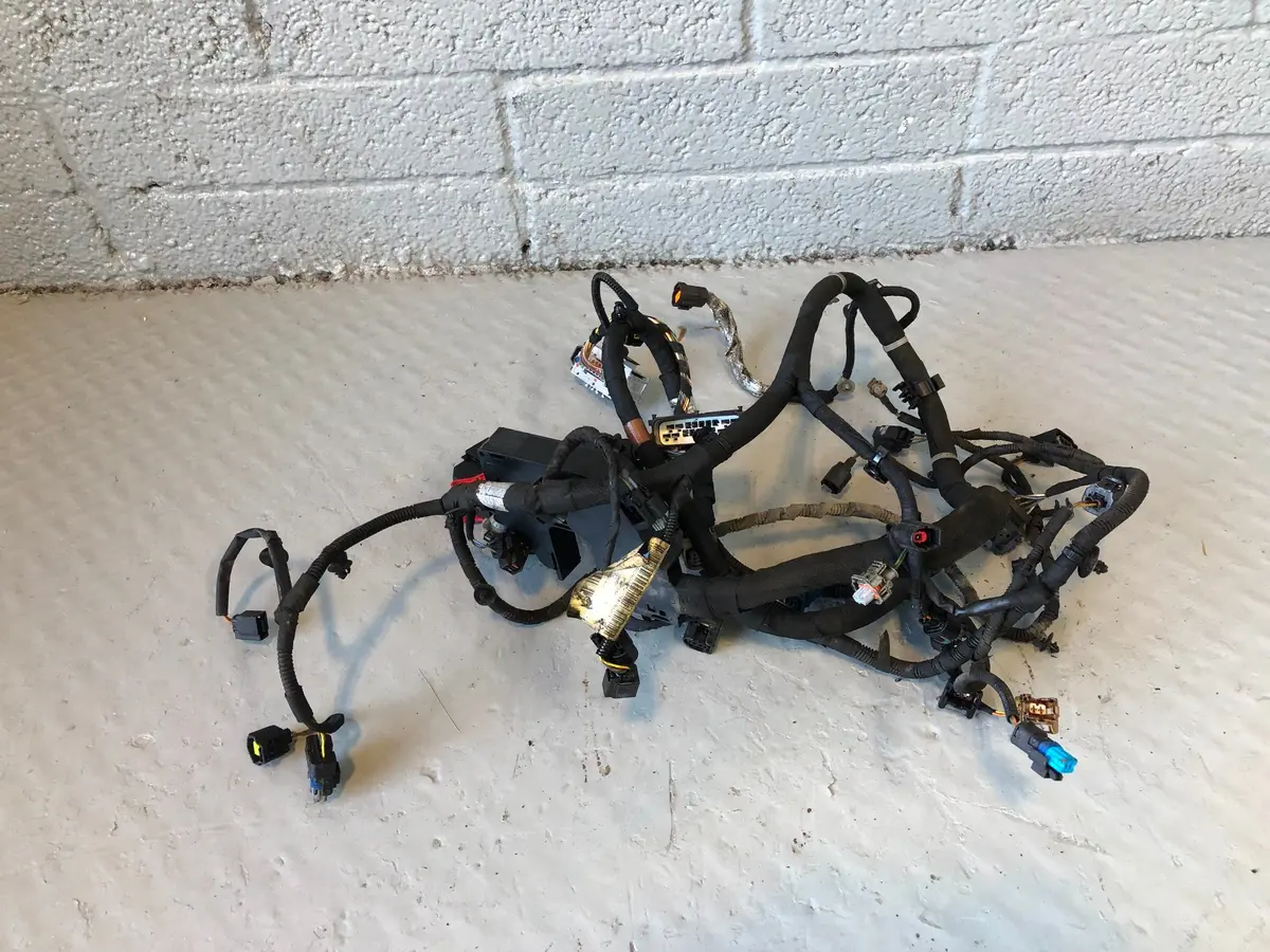 Engine Wiring Loom Main 3.0 Tdv6 Discovery 4 Range Rover Sport Land Rover L09026 1