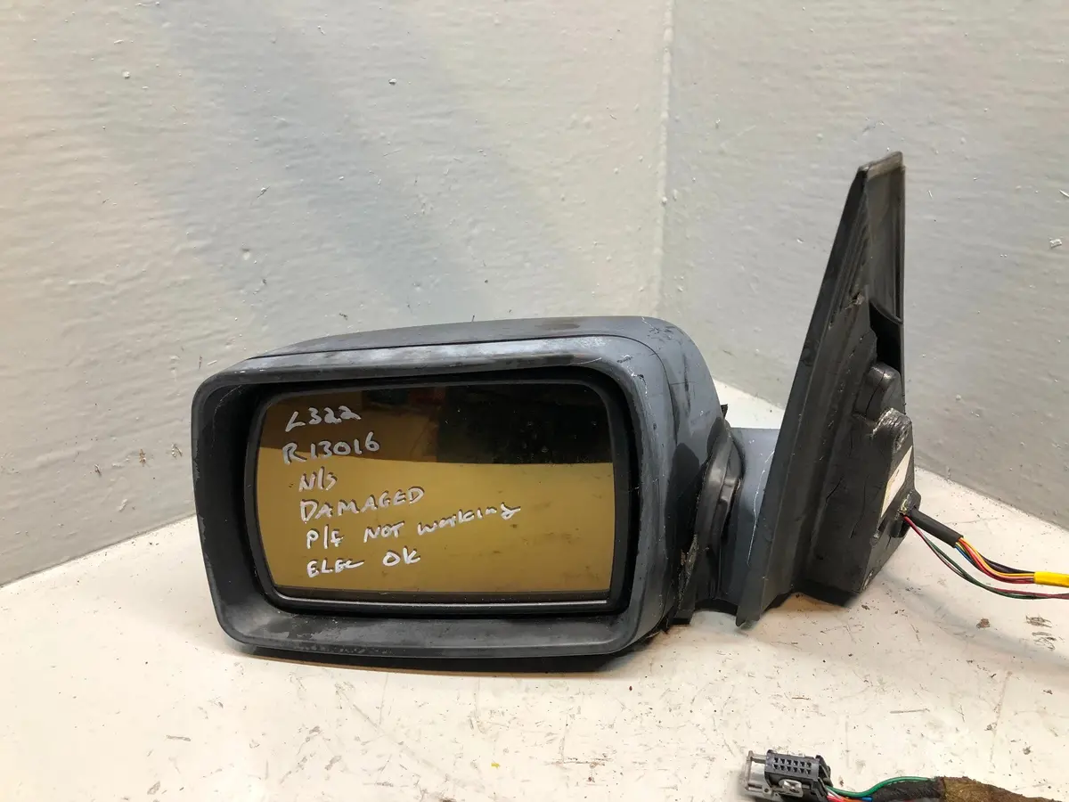 Range Rover L322 Electric Mirror Door Near Side Left Spares 2002 To 2006 R13016 1