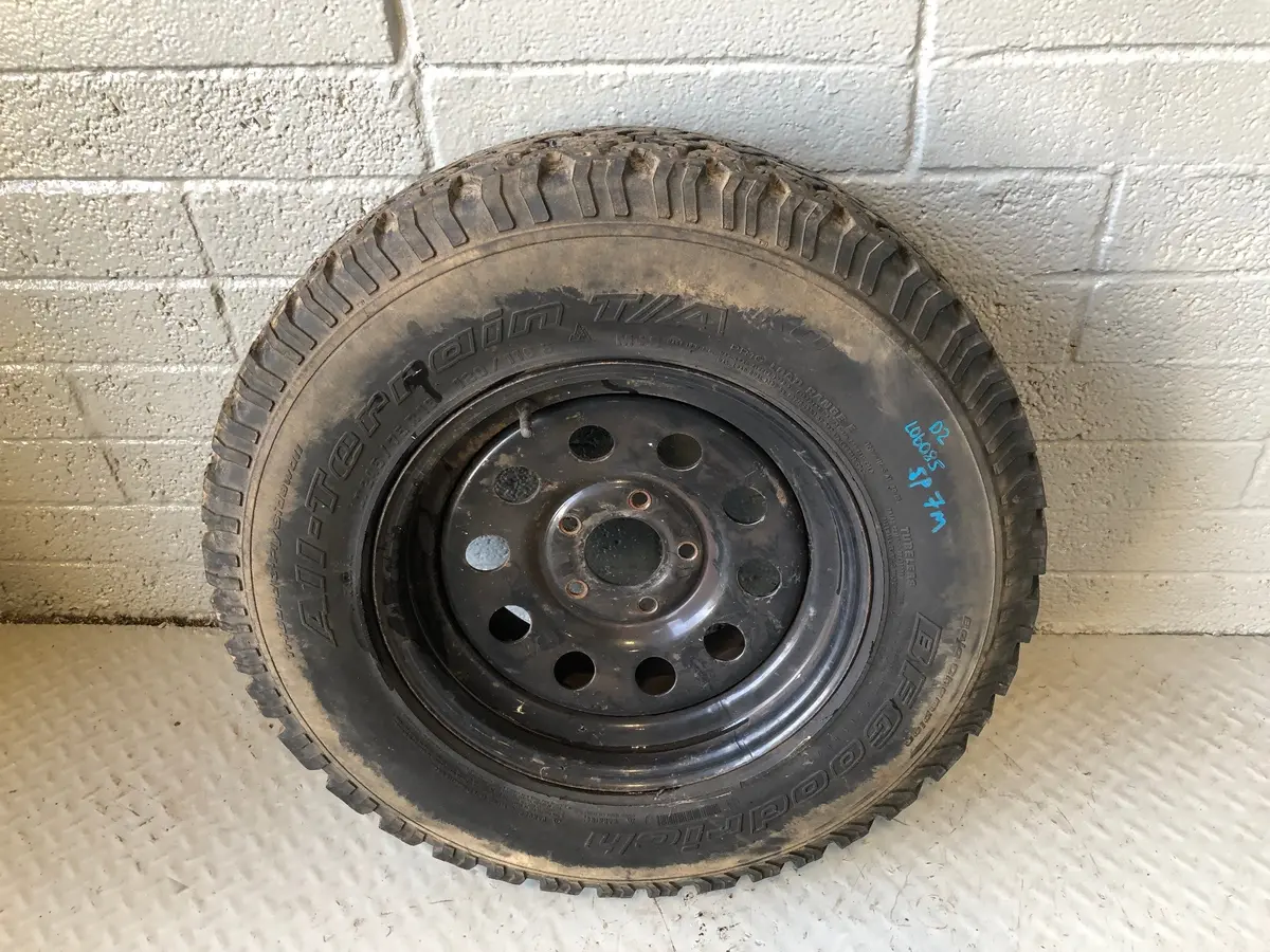 Discovery 2 Spare Steel Wheel And A/T Tyre 16" 245/75R16 Land Rover L06085sp 1