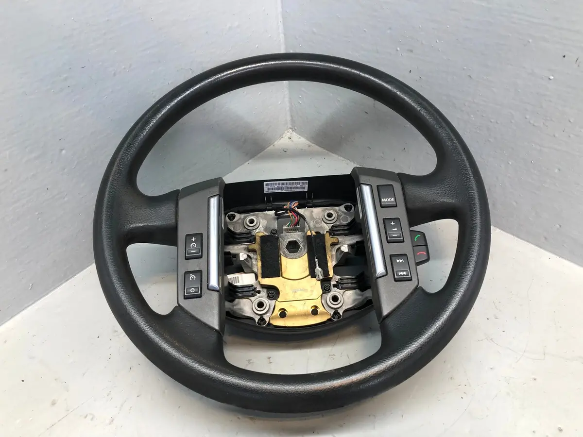 Freelander 2 Steering Wheel Black Plastic Multi Function Land Rover R21105 1