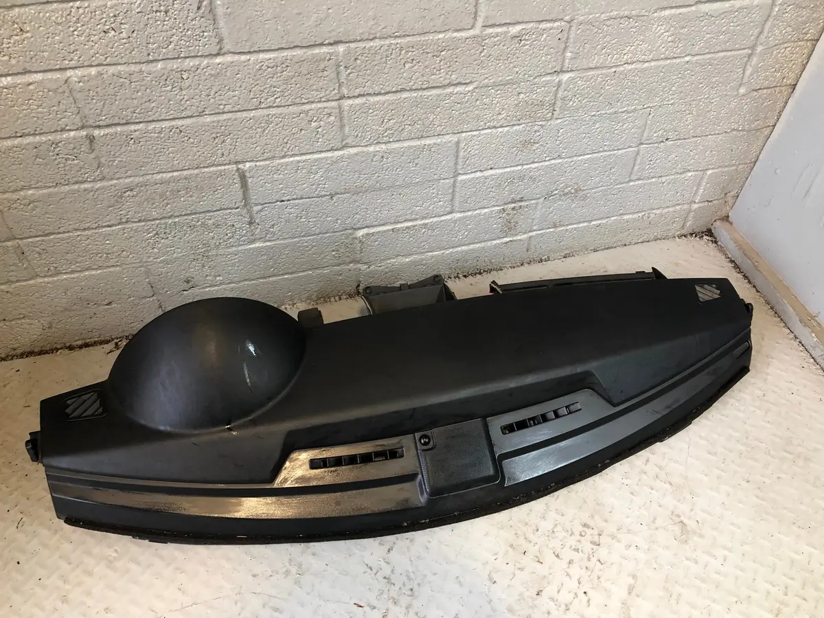 Discovery 3 Dashboard Black With Passenger Airbag Non Sat Nav Vehicles K12016 2