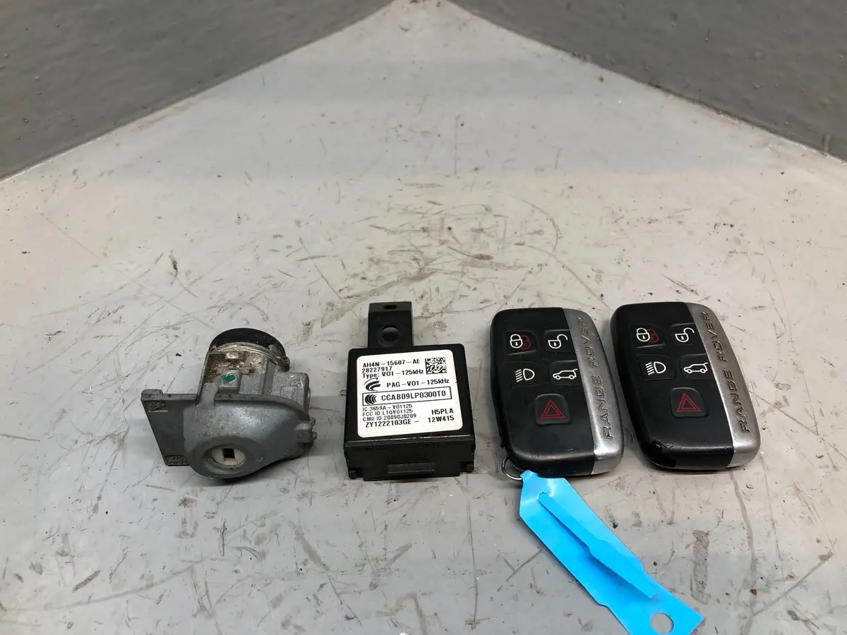 Range Rover Sport Key Set Control Module With Door Lock 2009 To 2013 L26115 1