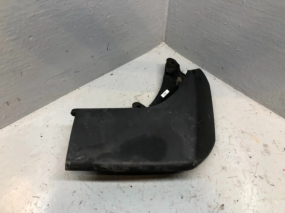 Discovery 4 Mud Flap Guard Off Side Front Land Rover Aftermarket 2009 To 2016 1