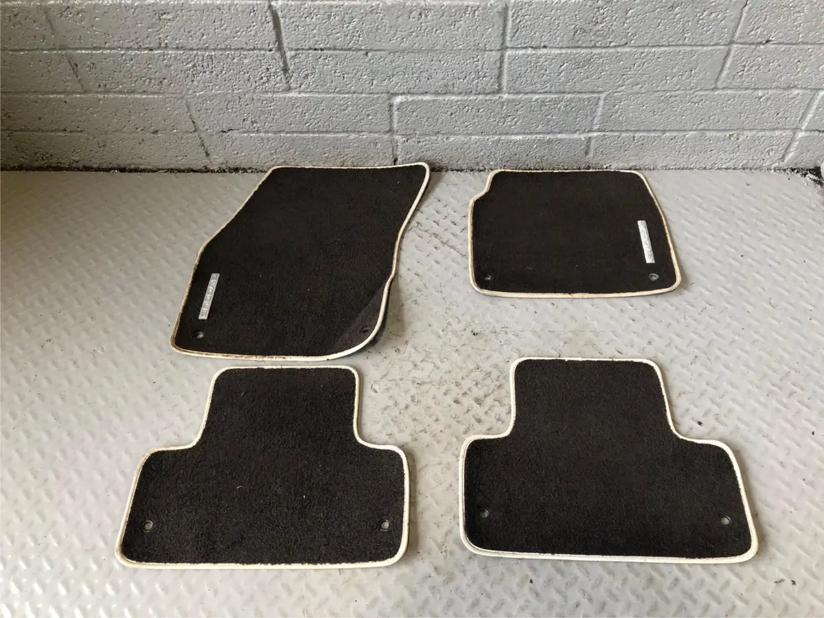 Range Rover Evoque Floor Mats Fabric Genuine L538 2011 To 2018 L02095 1