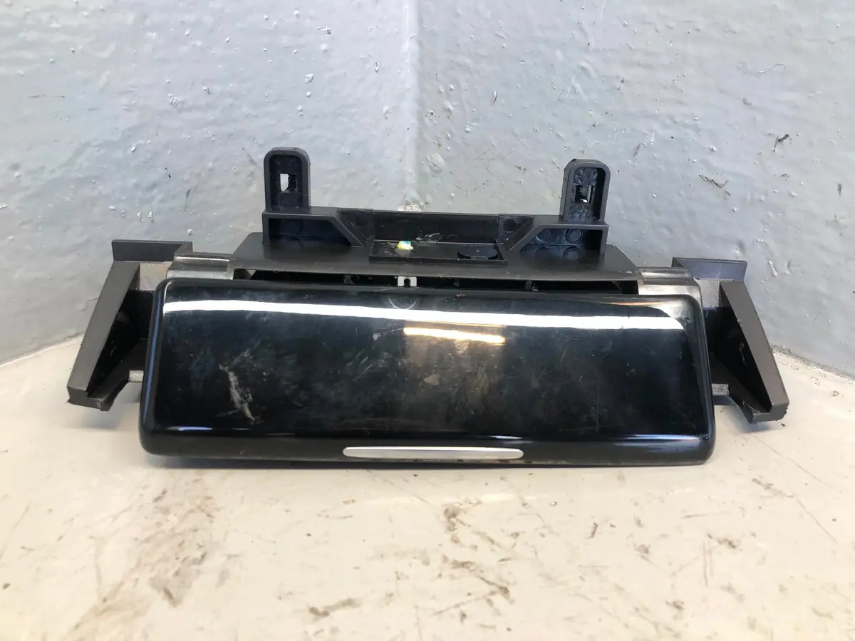 Discovery 4 Ashtray Front Land Rover Ah22-048A02-Ab 2009 To 2016 L17036 1