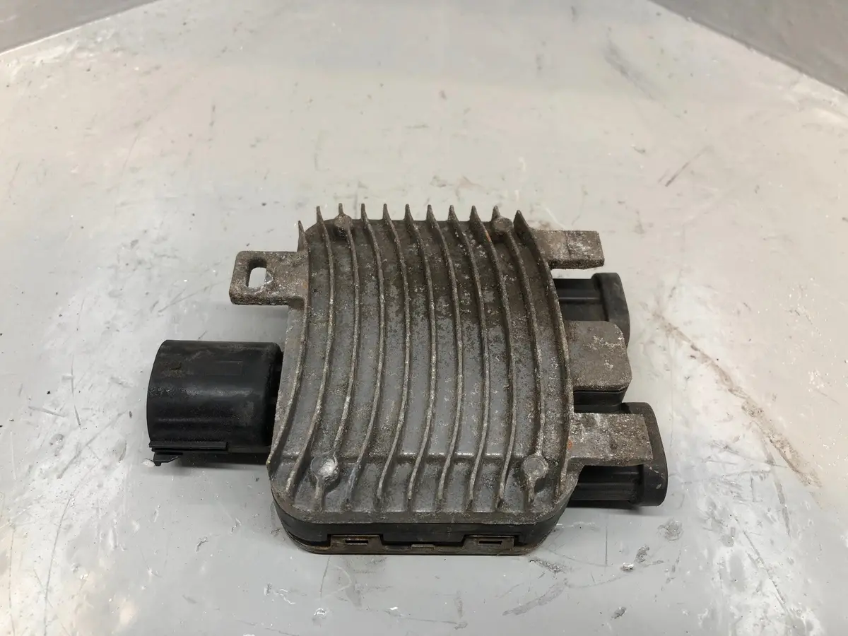 Freelander 2 Td4 Radiator Fan Control Module Resistor 940.0042.02 Relay 1