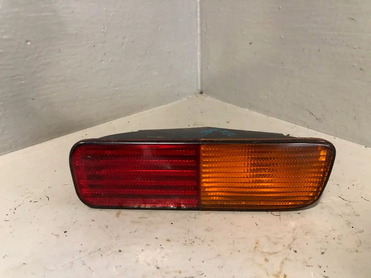 Discovery 2 Lower Light Near Side Rear Indicator Land Rover 1998 To 2002 1