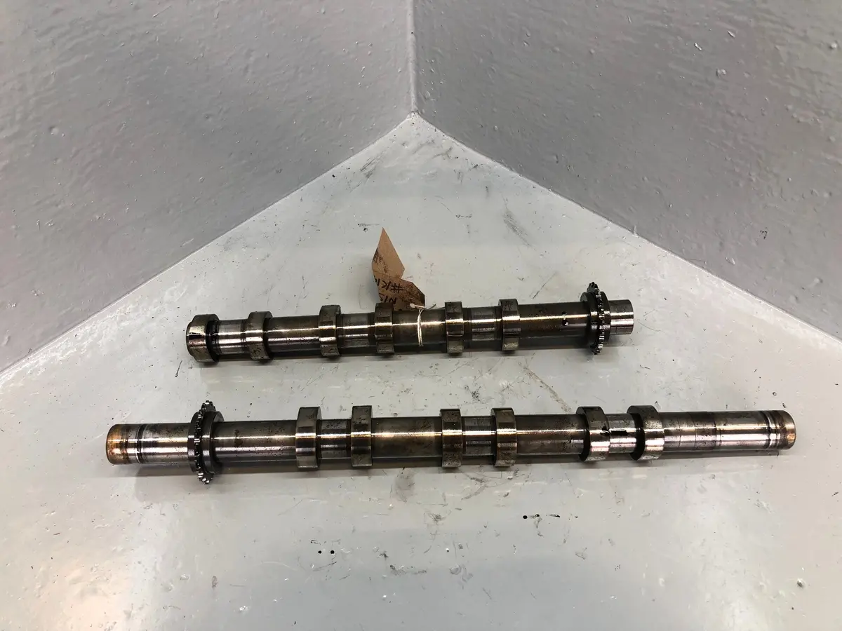 Camshafts 3.0 Tdv6 Near Side Left Land Rover Discovery 4 Range Rover Sport 306Dt 1