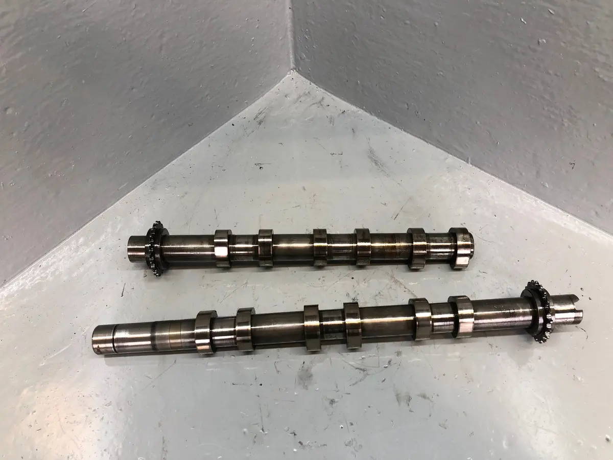Camshafts 3.0 Tdv6 Off Side Right Land Rover Discovery 4 Range Rover Sport 306Dt 1