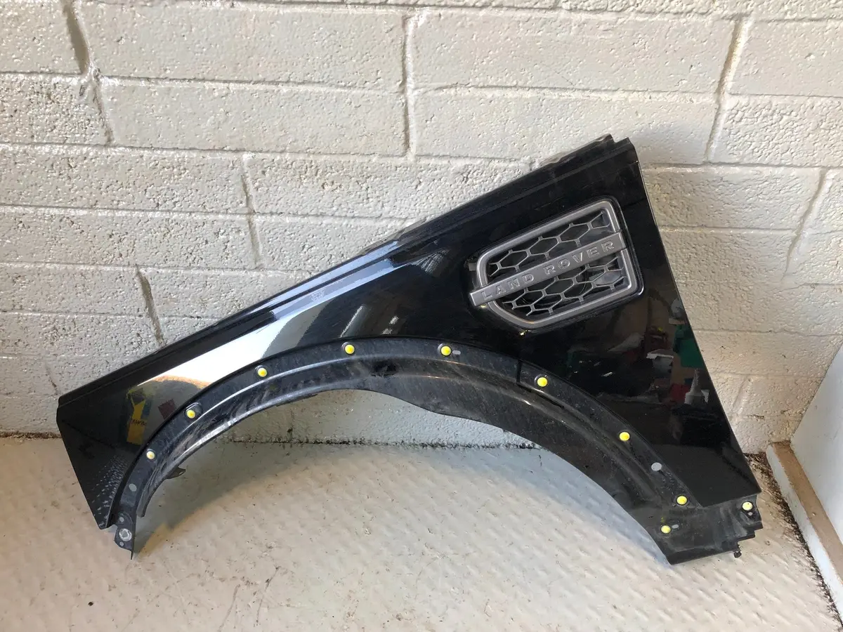 Discovery 4 Front Wing Near Side Santorini Black Lrc 820 2009 To 2016 L17036 1