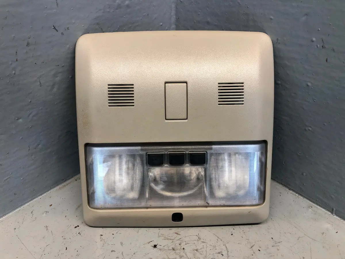 Discovery 3 Interior Light Front Xde500041lum Land Rover 2004 To 2009 1