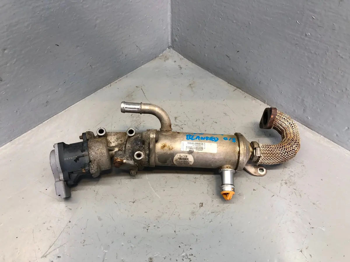 Discovery 3 Euro 4 Egr Valve And Cooler 2.7 Tdv6 Off Side Blanked 7H2q-9Y493- De 1