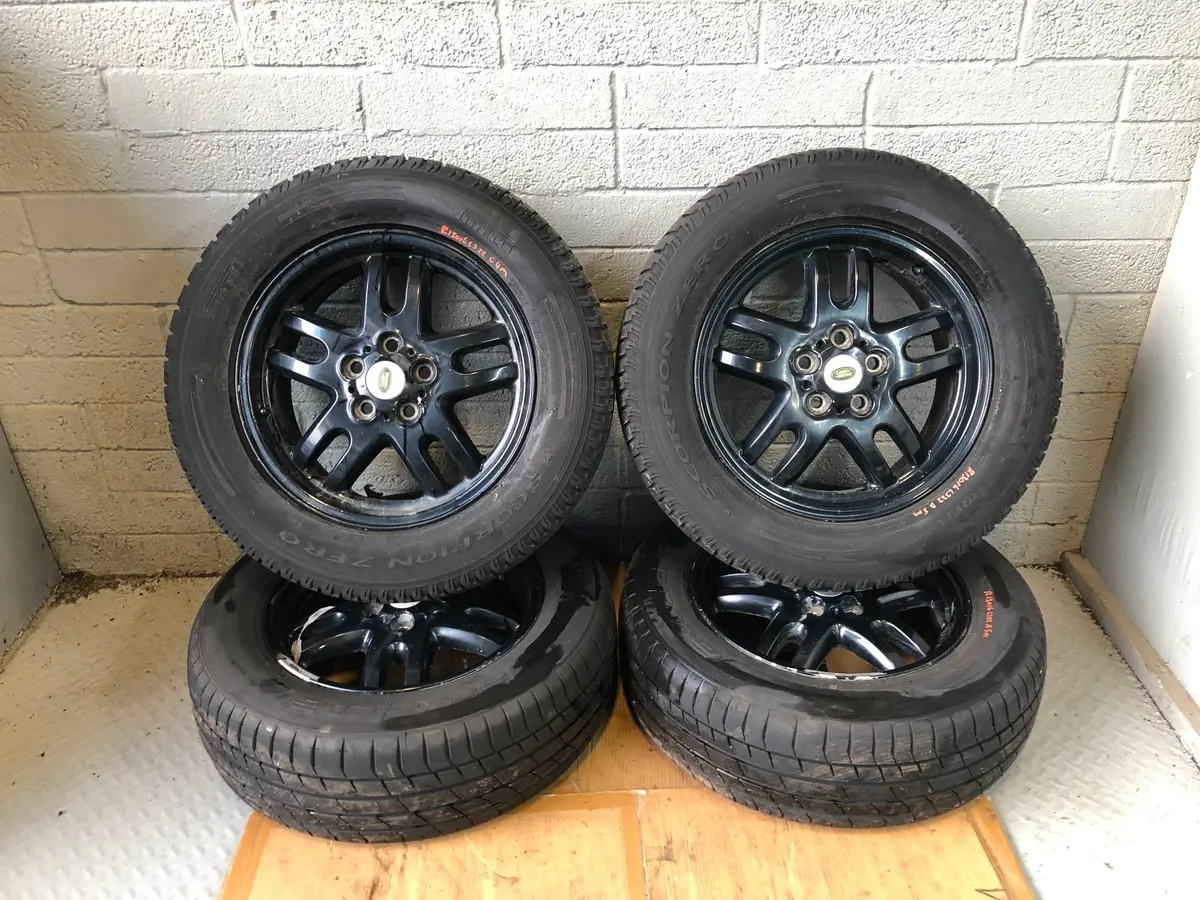 Range Rover L322 Alloy Wheels And Tyres X 4 18" 255/60R18 2002 To 2013 R13016 1