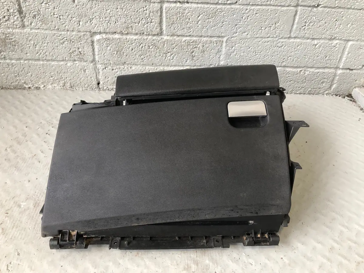 Discovery 4 Glove Box Upper And Lower In Black Pvc Land Rover 2009 To 2016 1