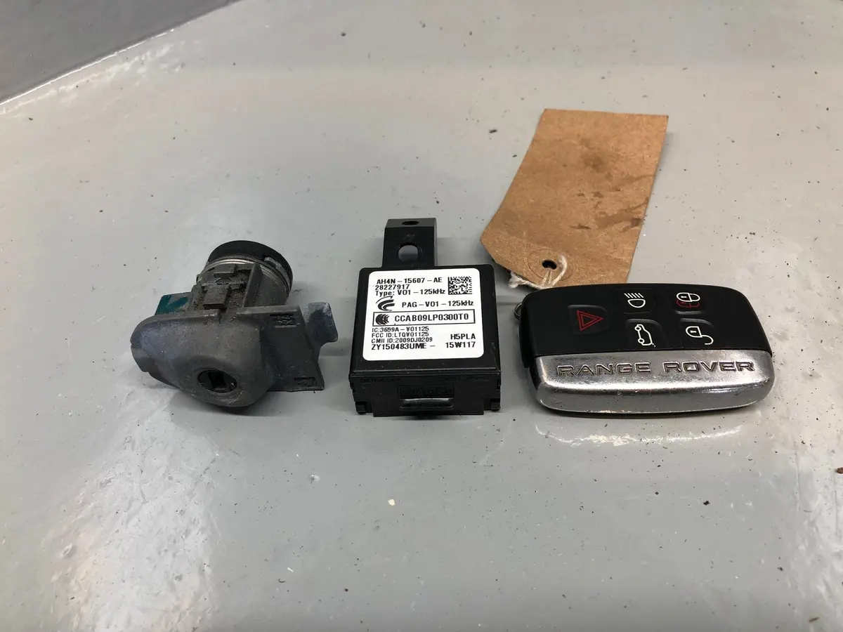 Range Rover Evoque Key Remote And Blade With Door Lock 2011 To 2015 L27105 1