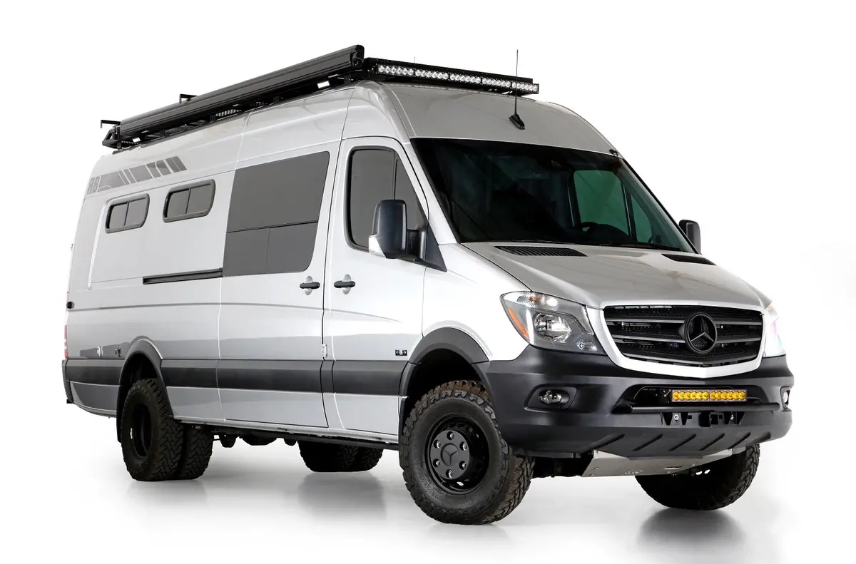 Rb Touring Van Fg - 170" Ext 3500 4X4 1