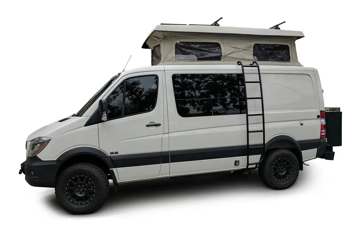 Rb Touring Jh - Pop Top - 144" 4X4 1